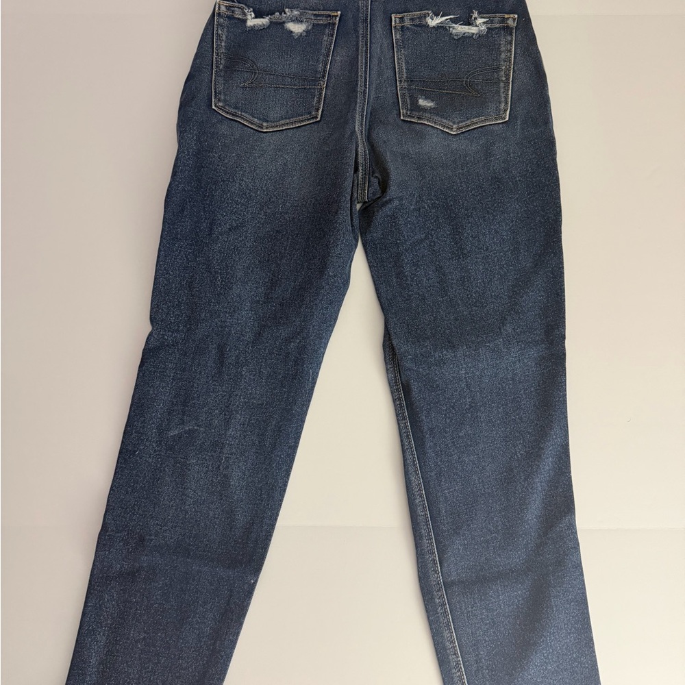 NWOT Bundle of 2 American Eagle Mom/ Straight leg Jeans Size 2 - Picture 11 of 12
